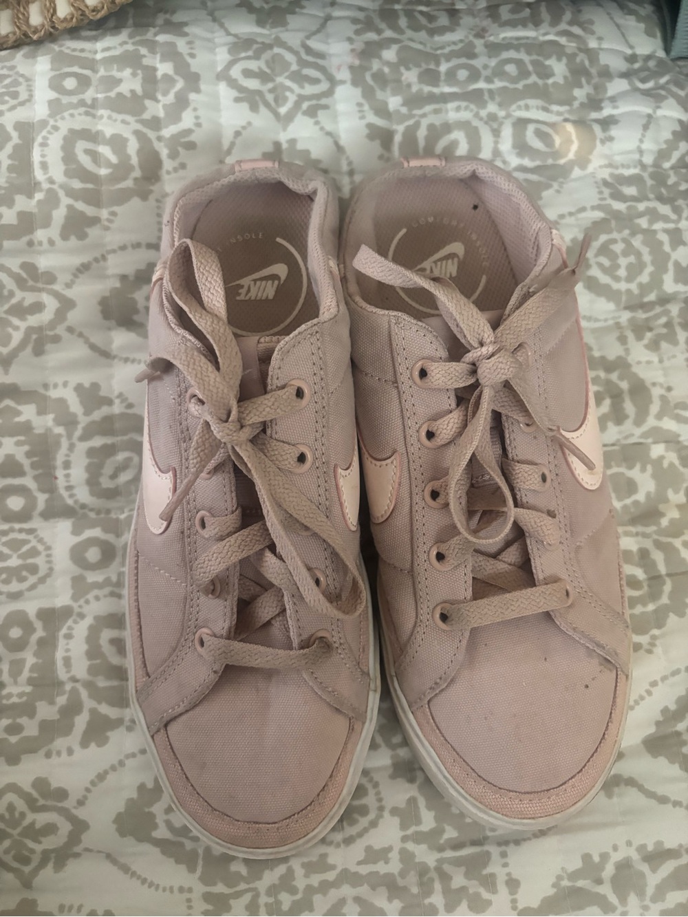 Nike Women's Light Pink Low-Top Canvas Sneakers